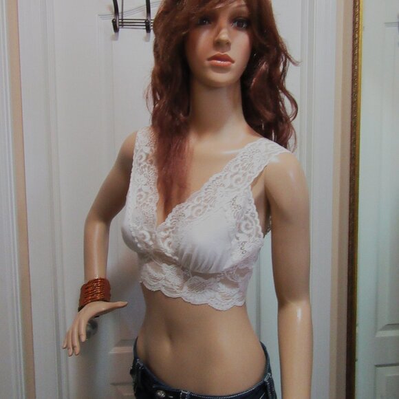 Girls size 14/ 16 Bralette - Picture 2 of 4